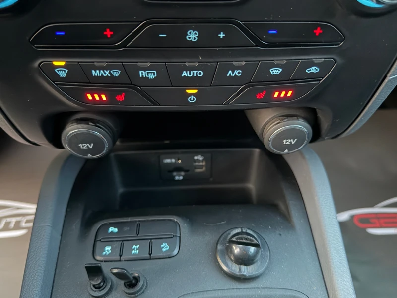 Ford Ranger 3.2* FACELIFT* LIMITED* FULL* , снимка 13 - Автомобили и джипове - 52710036