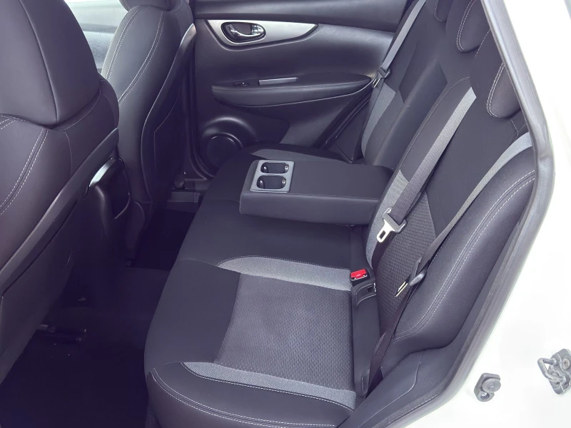 Nissan Qashqai 1.5 dCi FACE, снимка 9 - Автомобили и джипове - 53022949