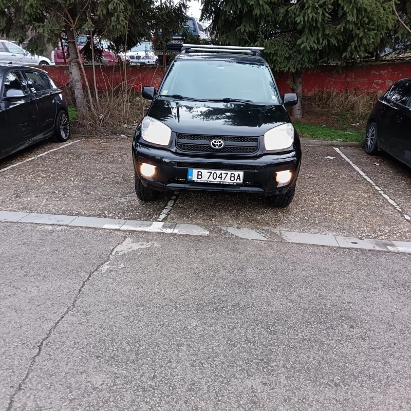 Toyota Rav4, снимка 16 - Автомобили и джипове - 53245500