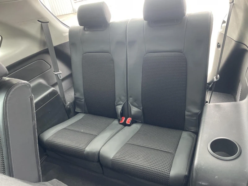 Chevrolet Captiva 2.2 Facelift 7 места, снимка 11 - Автомобили и джипове - 53322528