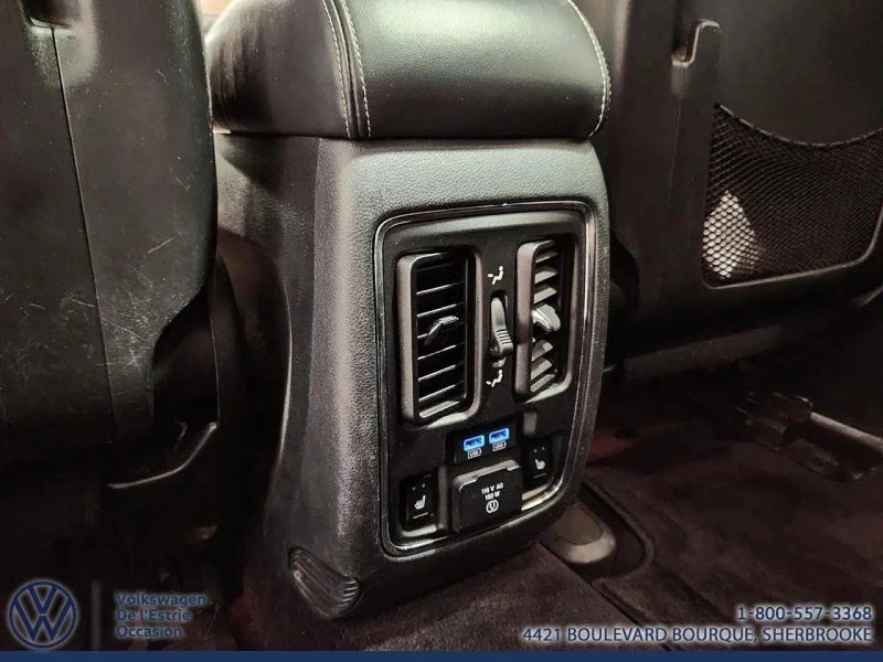 Jeep Grand cherokee * OVERLAND* Подгрев* Обдух* DISTRONIC* PANO* , снимка 10 - Автомобили и джипове - 53495683