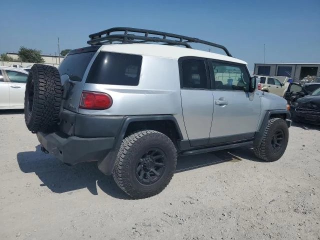 Toyota Fj cruiser Прогнозна Цена 26000лв до София, снимка 6 - Автомобили и джипове - 48518371