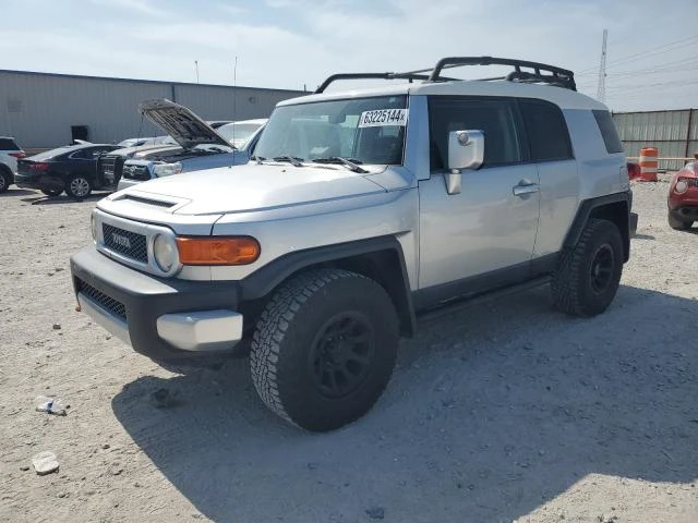 Toyota Fj cruiser Прогнозна Цена 26000лв до София, снимка 1 - Автомобили и джипове - 48518371