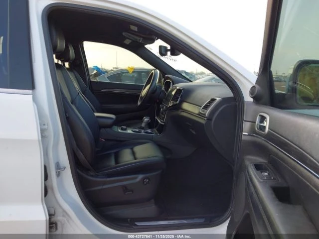 Jeep Grand cherokee LIMITED* 3.6* V6* 8ZF* ПОДГРЕВ* КАМЕРА* КЕЙЛЕС, снимка 9 - Автомобили и джипове - 53009238