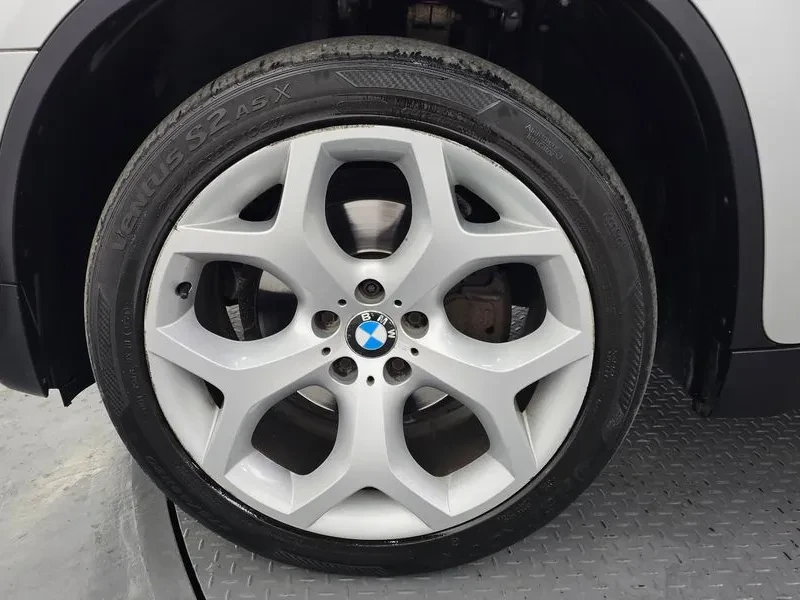 BMW X6 30D - изображение 5