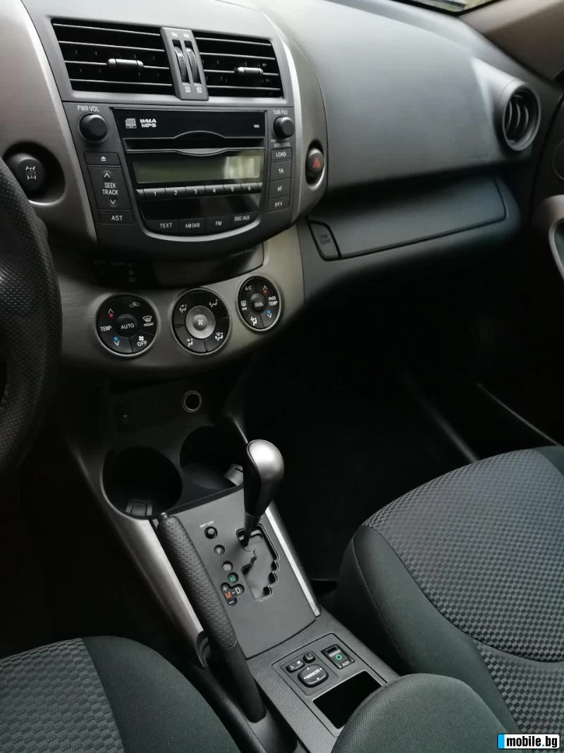 Toyota Rav4, снимка 8 - Автомобили и джипове - 55898069
