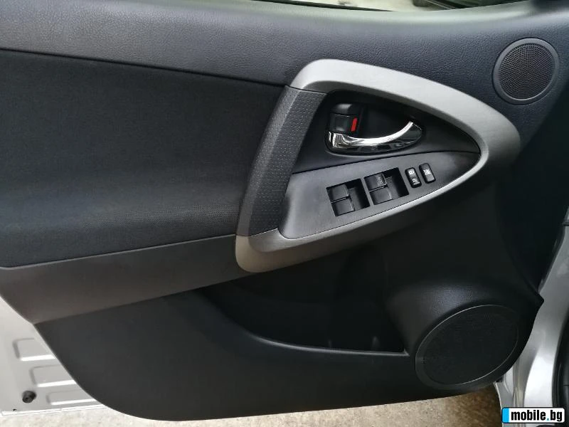 Toyota Rav4, снимка 13 - Автомобили и джипове - 55898069