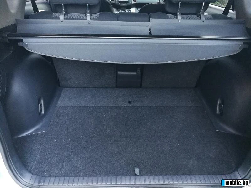Toyota Rav4, снимка 11 - Автомобили и джипове - 55898069