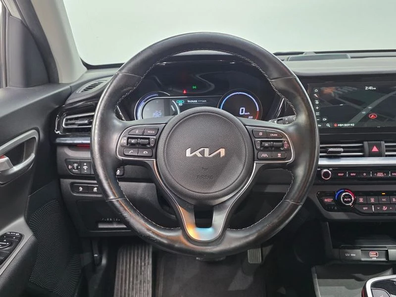 Kia Niro Earth| 241к.с., снимка 14 - Автомобили и джипове - 56357739