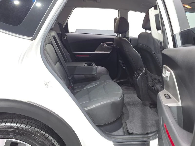 Kia Niro Earth| 241к.с., снимка 11 - Автомобили и джипове - 56357739