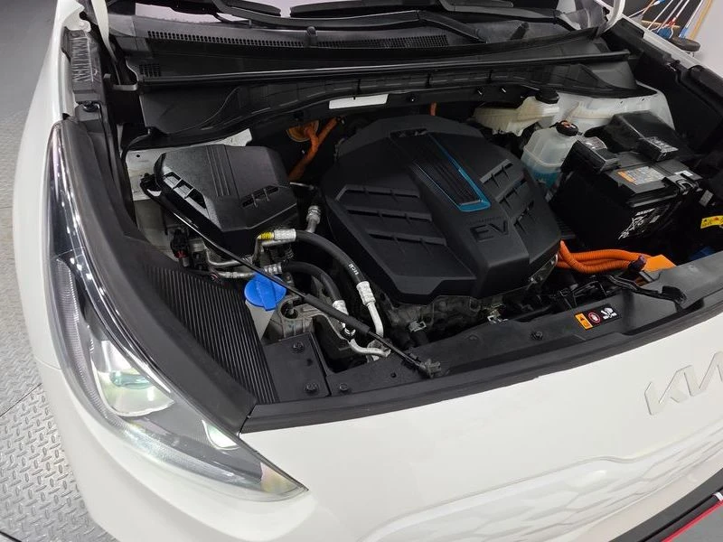 Kia Niro Earth| 241к.с., снимка 6 - Автомобили и джипове - 56357739