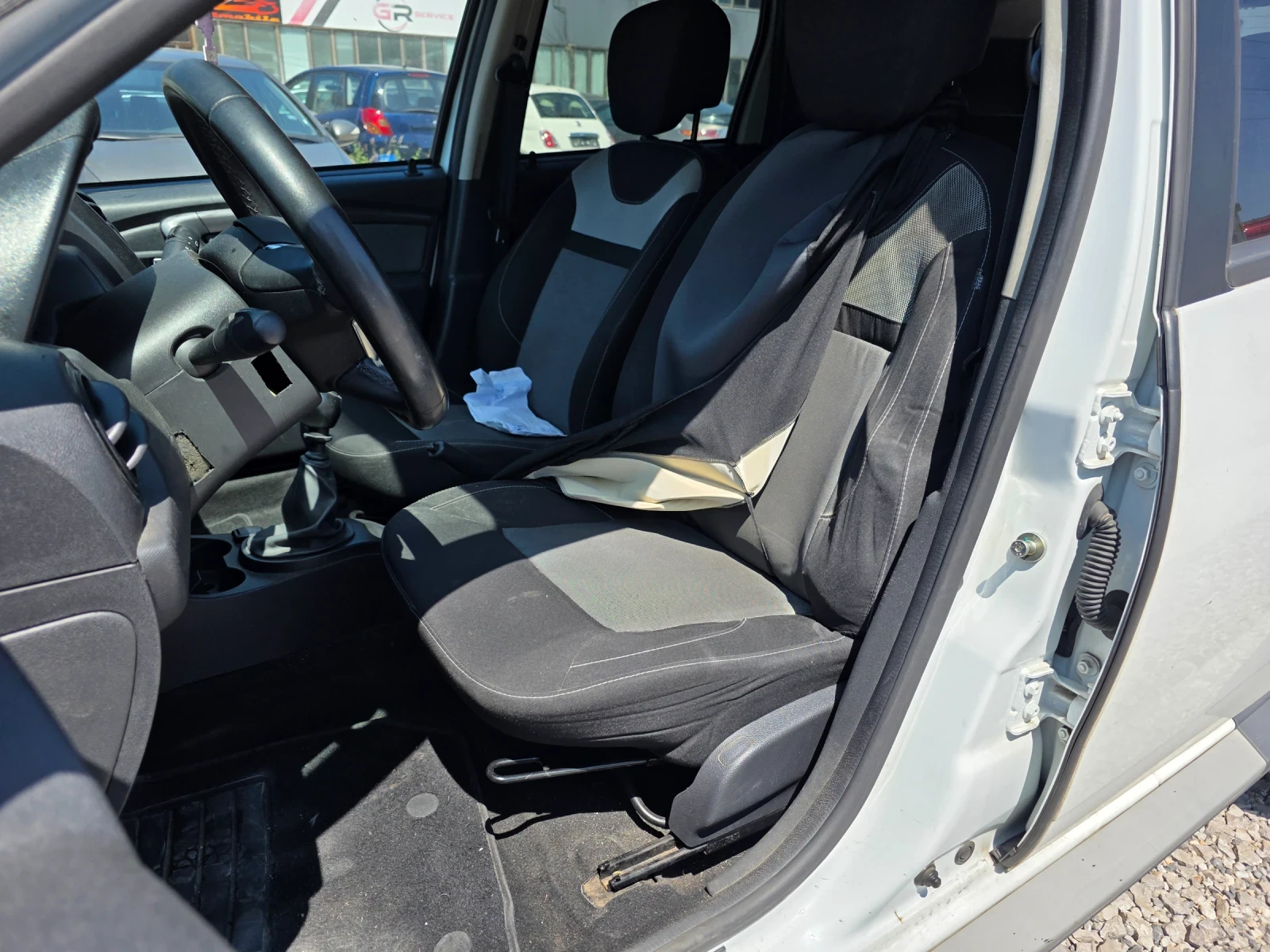 Dacia Duster 1.5 dci 4х4 ITALIA EURO 6B  - изображение 10