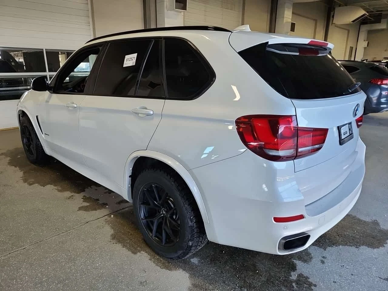 BMW X5 XDRIVE50I /CARFAX/Панорама/Подгрев/Хед ъп/ М пакет - изображение 4