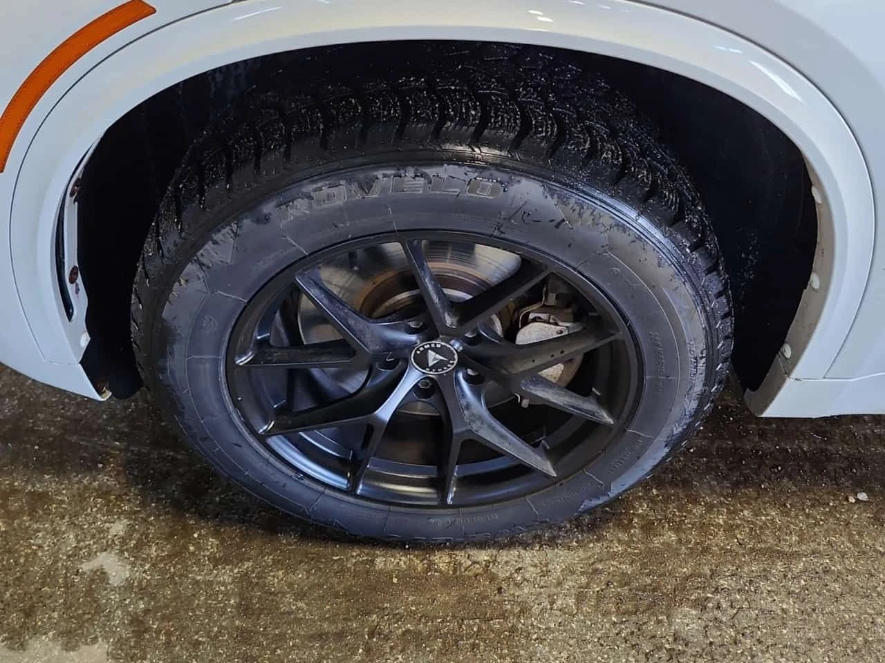 BMW X5 XDRIVE50I /CARFAX/Панорама/Подгрев/Хед ъп/ М пакет, снимка 17 - Автомобили и джипове - 53774534