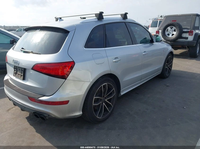 Audi Q5 3l 3.0T Premium Plus, снимка 4 - Автомобили и джипове - 53809702