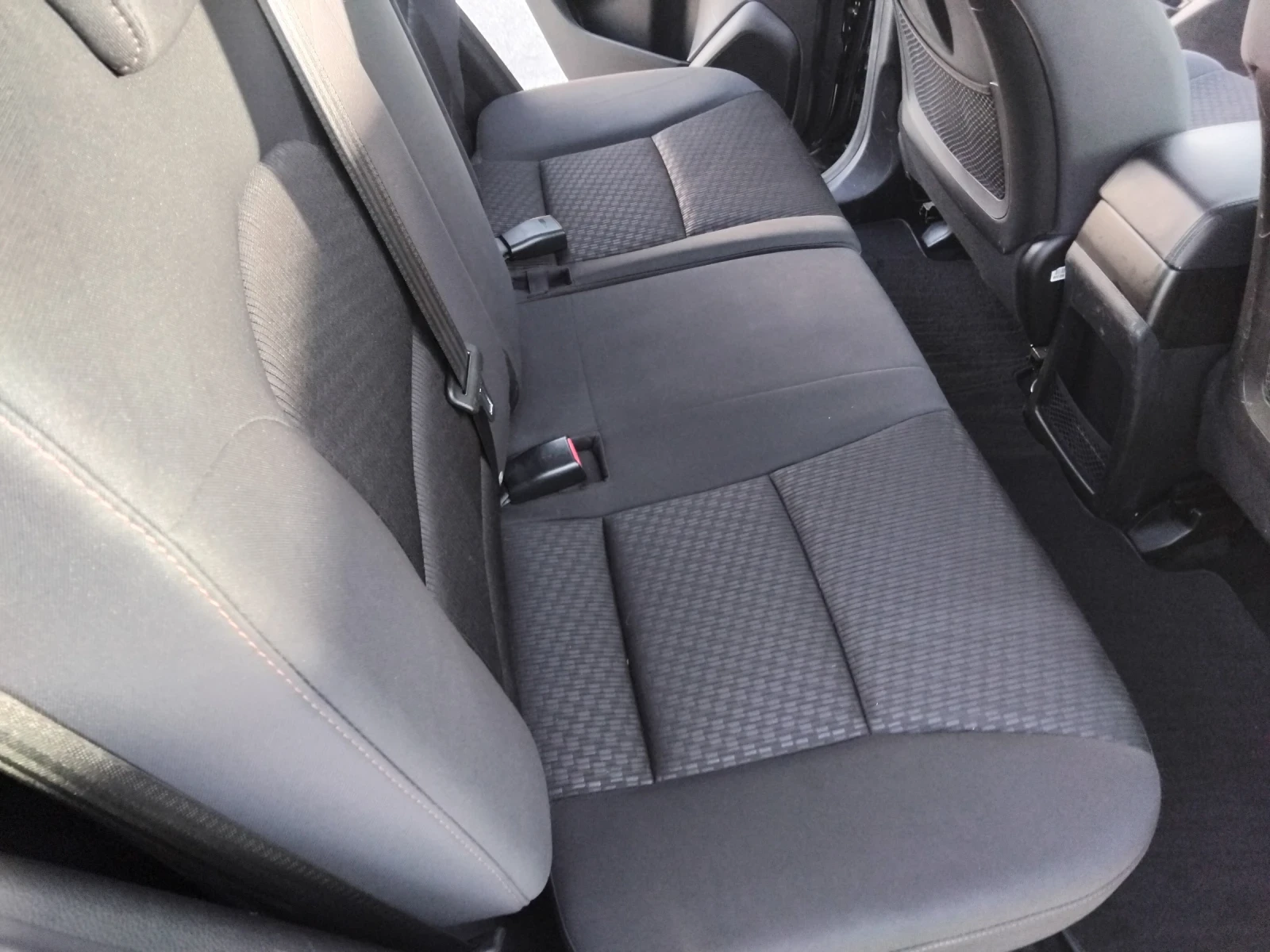 SsangYong Korando 2.0 e-XGi 4х4 ГАЗ АВТОМАТ, снимка 11 - Автомобили и джипове - 53838549