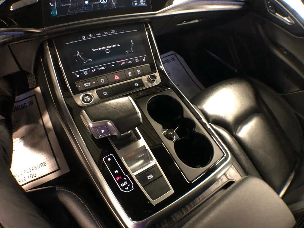 Audi Q8 Progressiv* 55 TFSI* АвтоКредит* (ЦЕНА ДО БГ), снимка 13 - Автомобили и джипове - 54002418