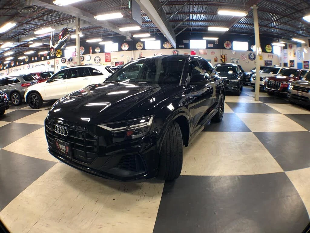 Audi Q8 Progressiv* 55 TFSI* АвтоКредит* (ЦЕНА ДО БГ), снимка 3 - Автомобили и джипове - 54002418