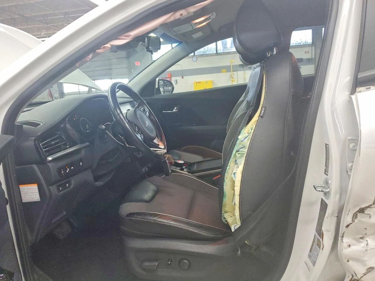Kia Niro 0.0l Ev S, снимка 7 - Автомобили и джипове - 54460460