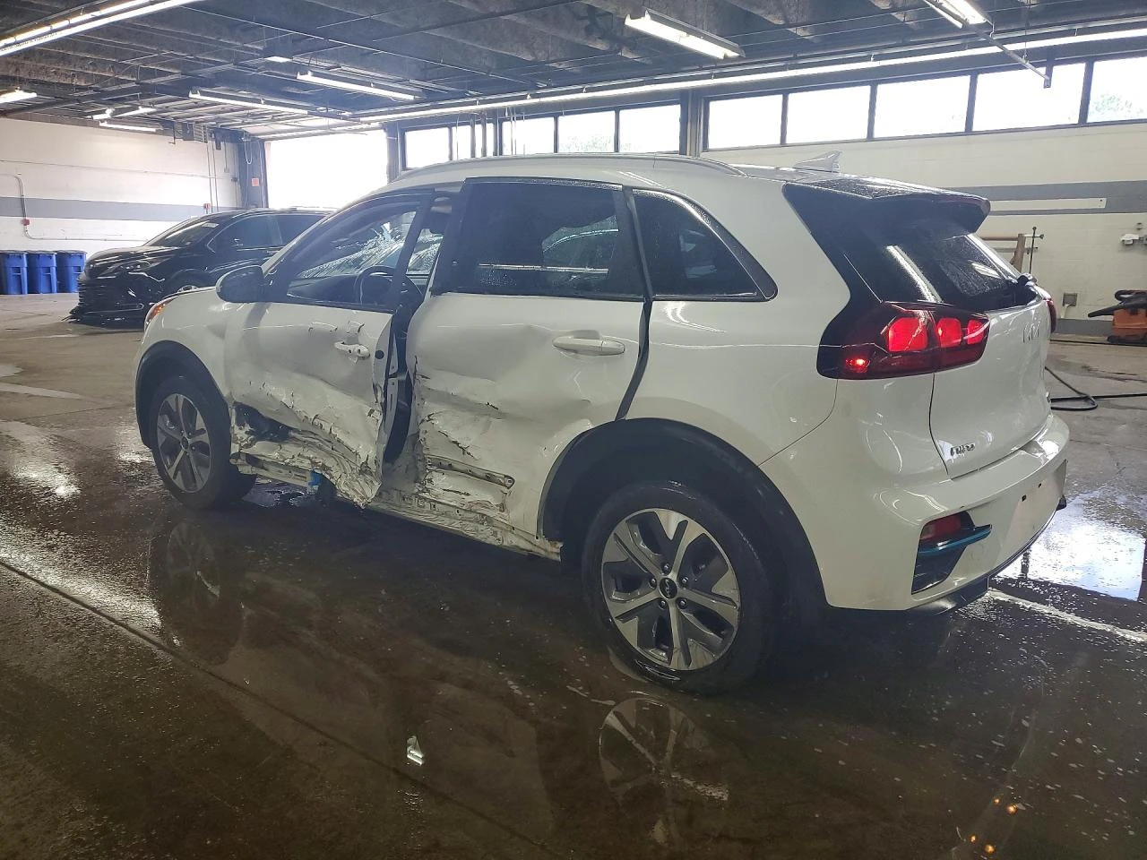 Kia Niro 0.0l Ev S, снимка 3 - Автомобили и джипове - 54460460