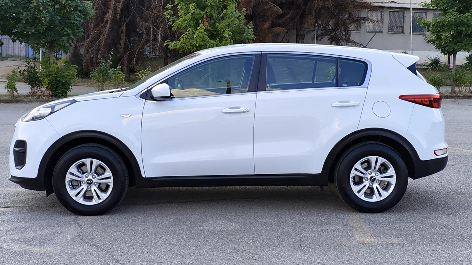 Kia Sportage 1.7CRDI , снимка 2 - Автомобили и джипове - 55929038