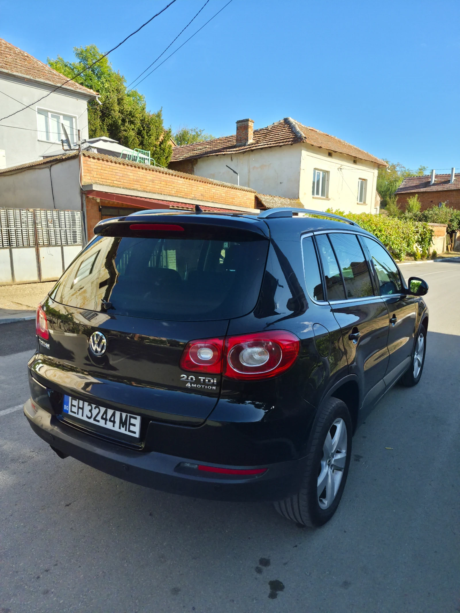 VW Tiguan, снимка 3 - Автомобили и джипове - 56073561