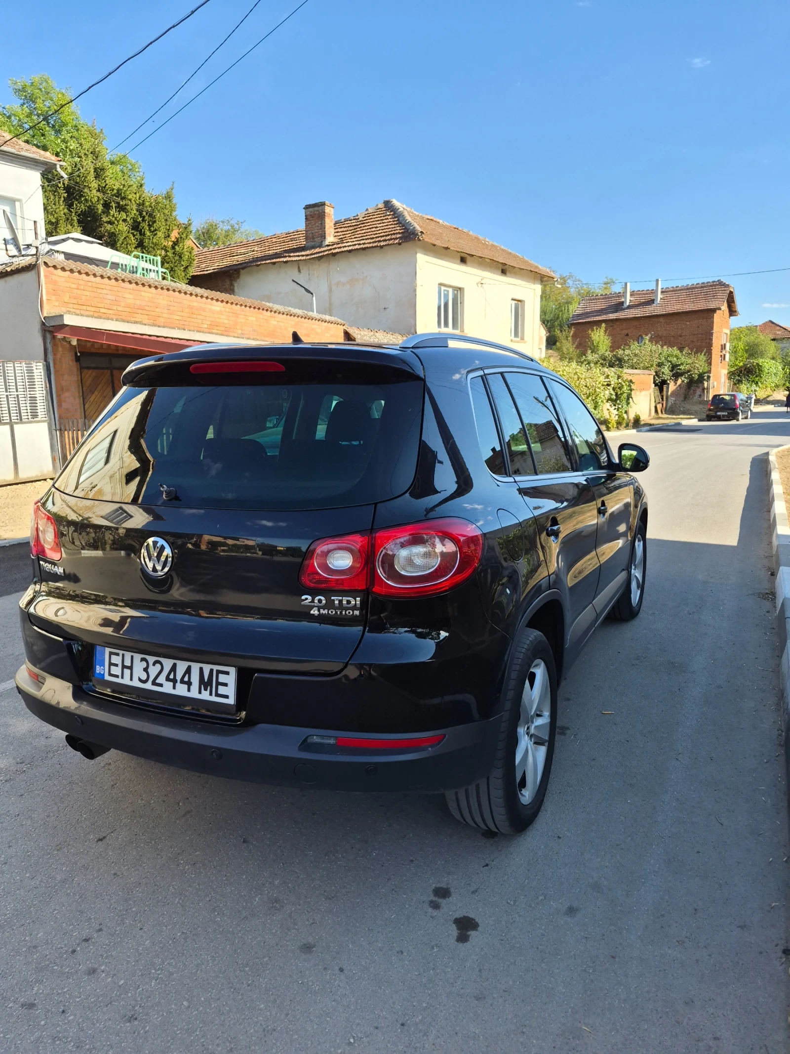 VW Tiguan, снимка 2 - Автомобили и джипове - 56073561