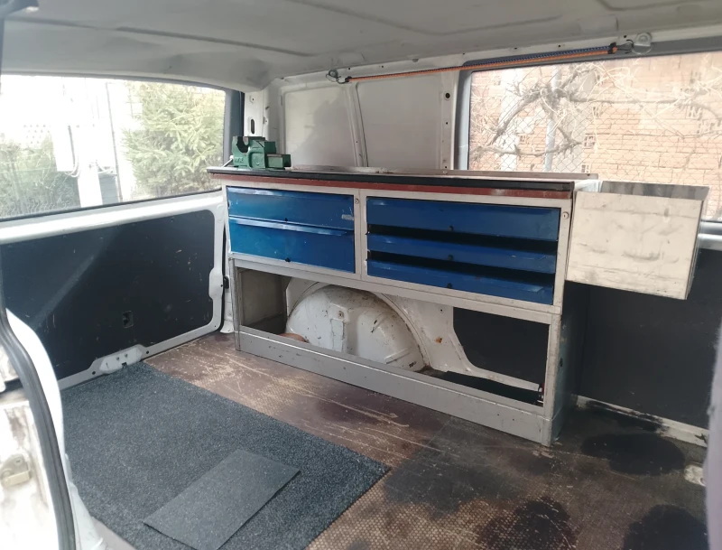 Mercedes-Benz Vito 108d, снимка 16 - Бусове и автобуси - 52906697