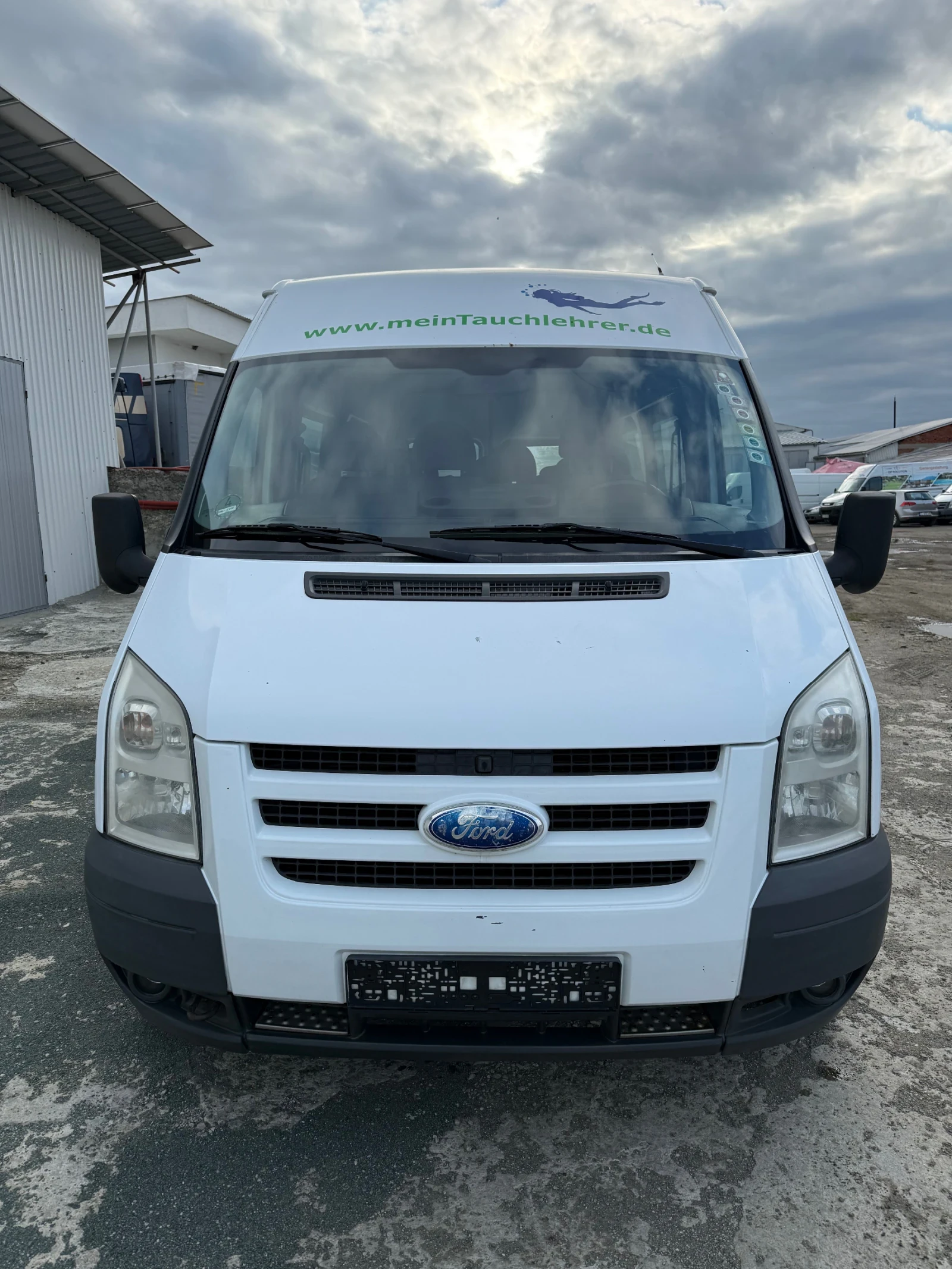 Ford Transit 2.2 - изображение 3