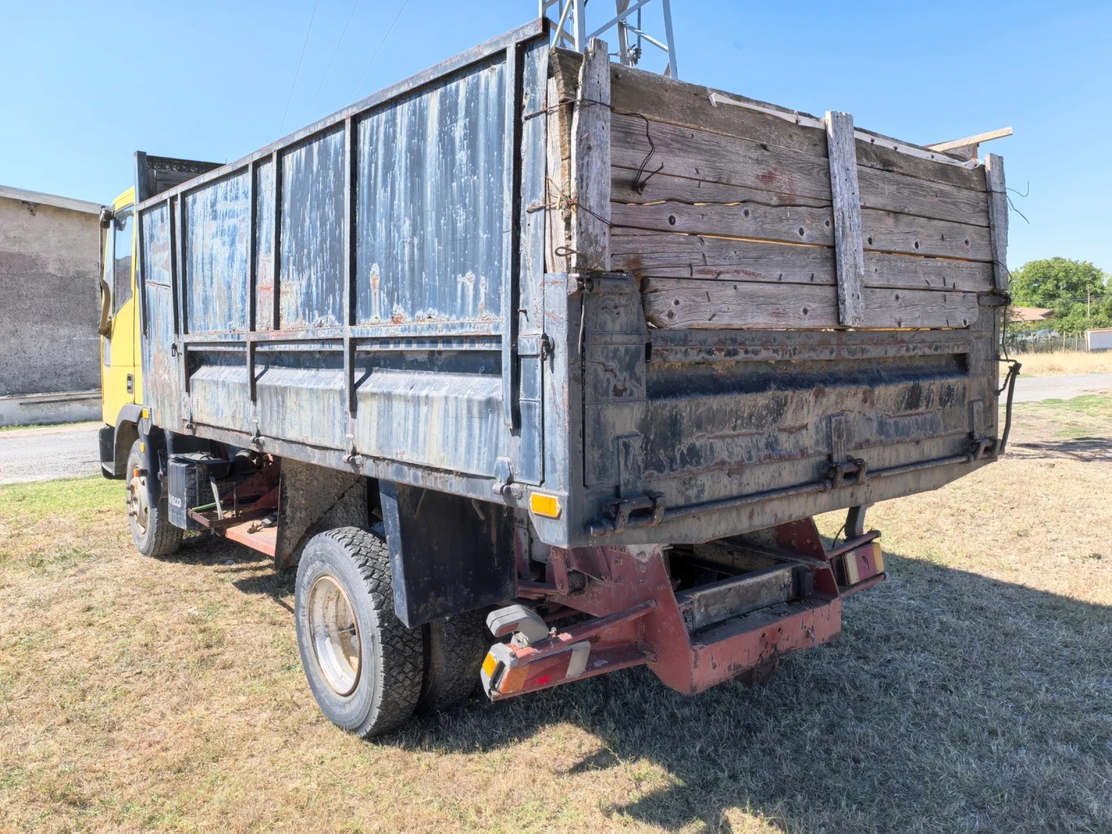 Iveco Cargo Самосвал - изображение 3