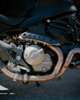 Ducati Monster 821 | Mobile.bg    11
