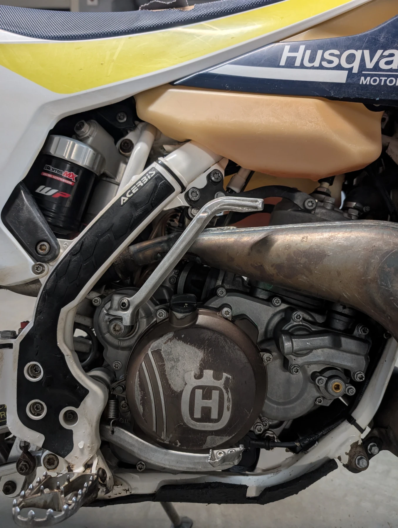 Husqvarna TE 300 - изображение 6