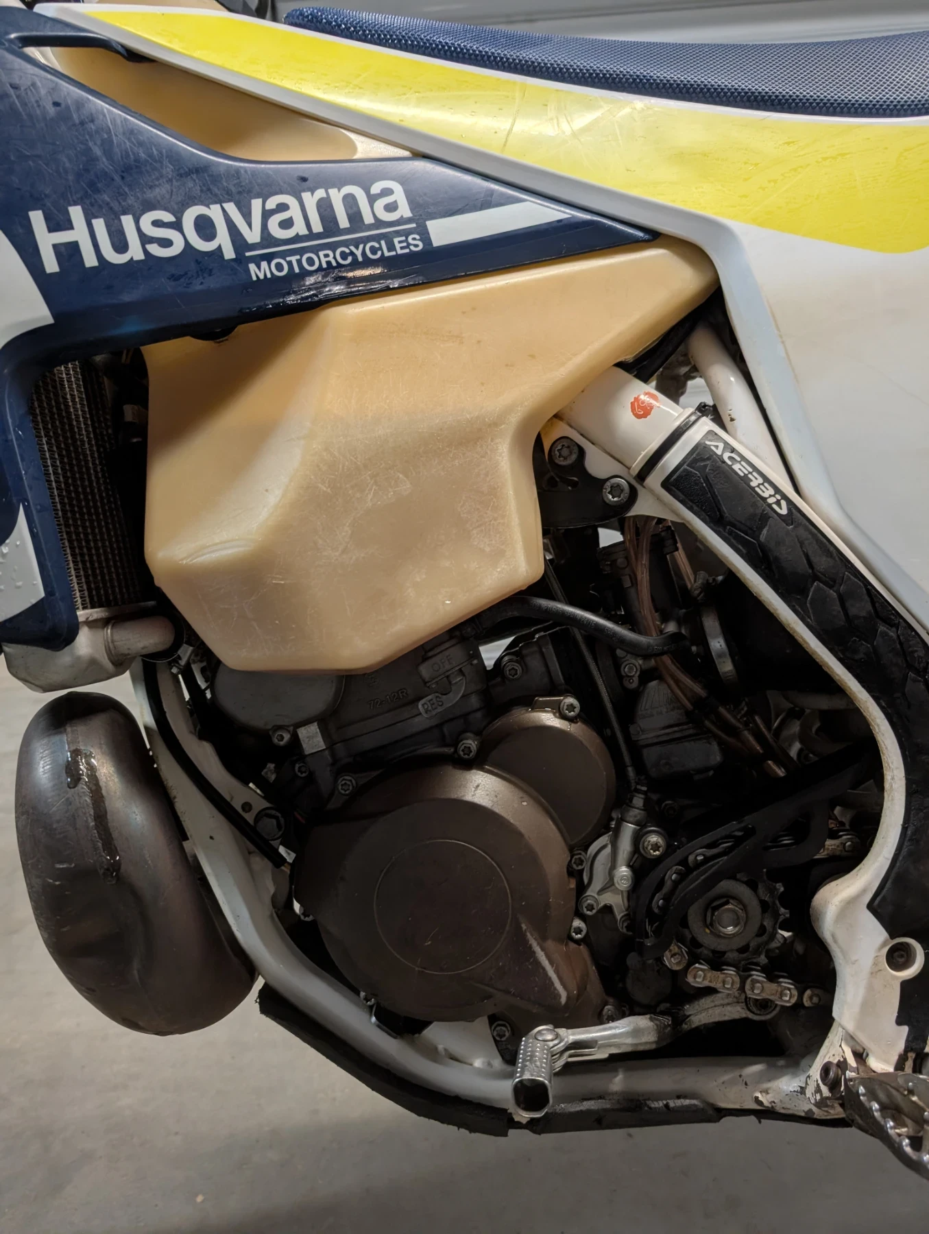 Husqvarna TE 300 - изображение 7