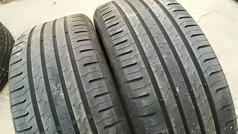 Гуми Летни 215/55R17, снимка 2 - Гуми и джанти - 24774103