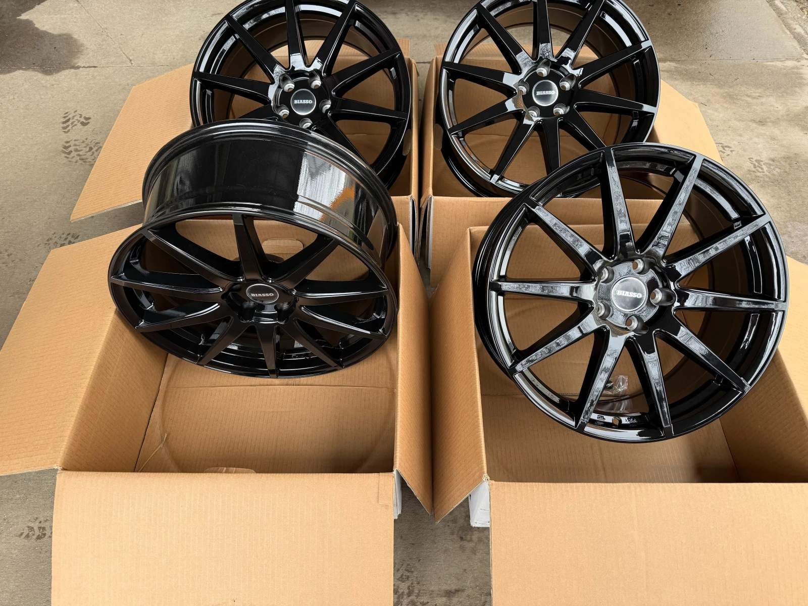 ������ | Mobile.bg � ����������� 8