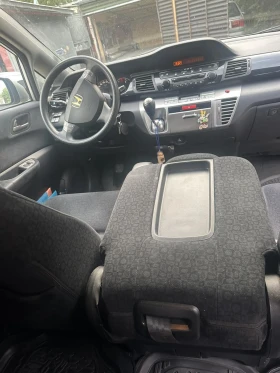 Honda Fr-v 2.2, снимка 8