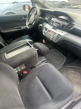 Honda Fr-v 2.2, снимка 5