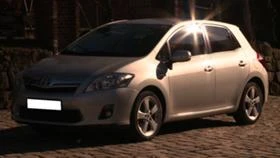     Toyota Auris Hybrid