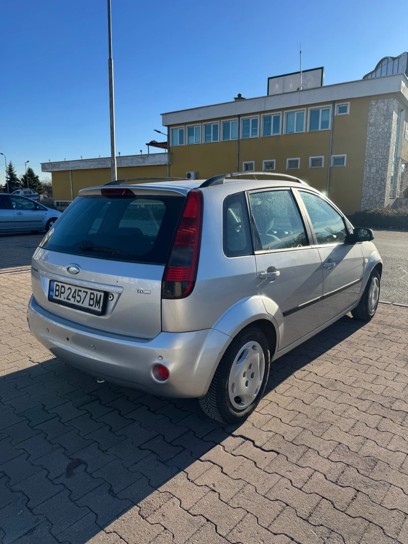 Ford Fiesta 1.4 TDCi, снимка 4 - Автомобили и джипове - 48095821