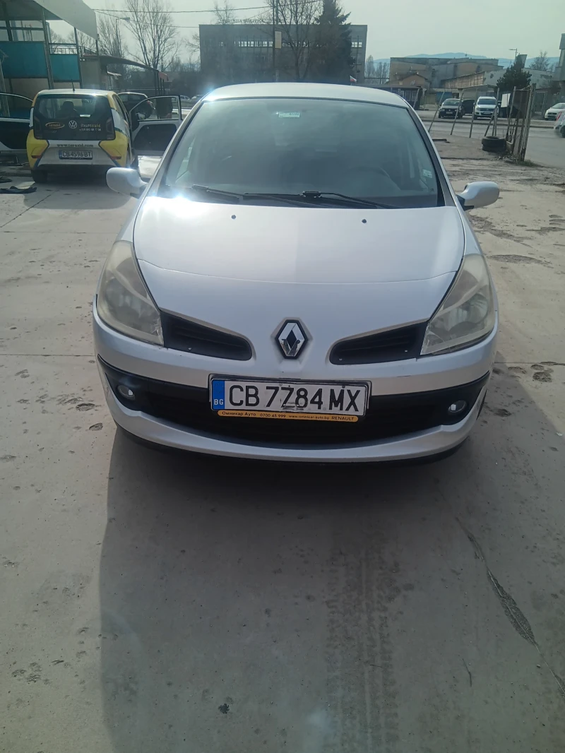 Renault Clio, снимка 10 - Автомобили и джипове - 49465363