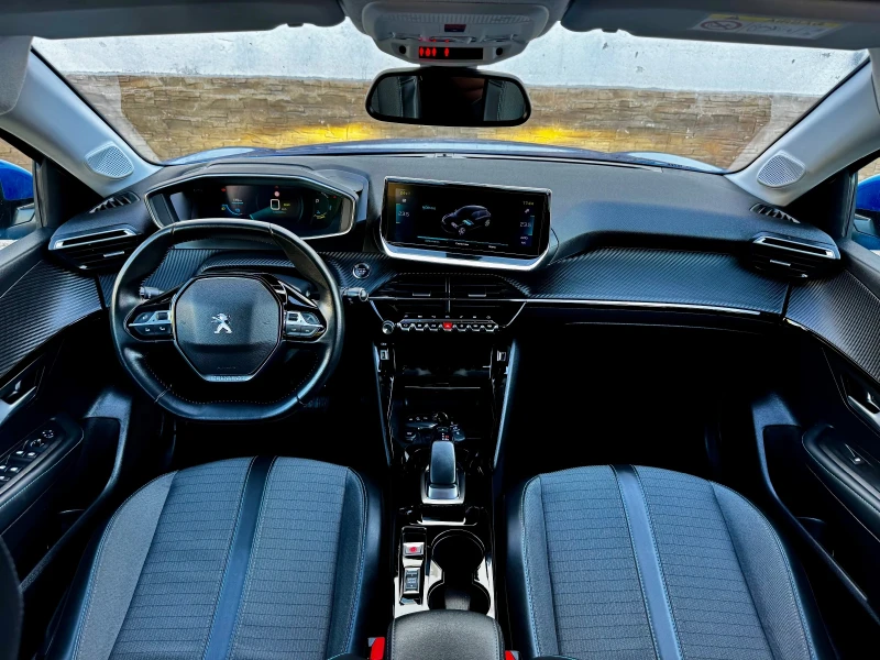 Peugeot 208 Allure , снимка 10 - Автомобили и джипове - 52383113
