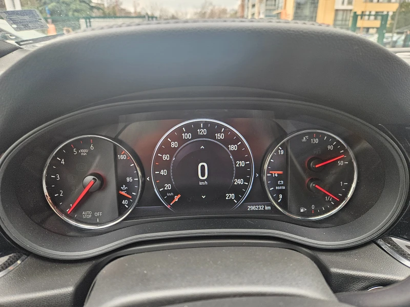 Opel Insignia GRAND SPORT EURO 6C, снимка 11 - Автомобили и джипове - 52749154