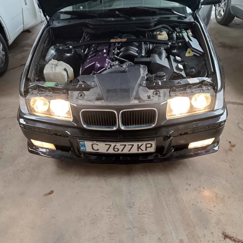BMW 320, снимка 4 - Автомобили и джипове - 53121278