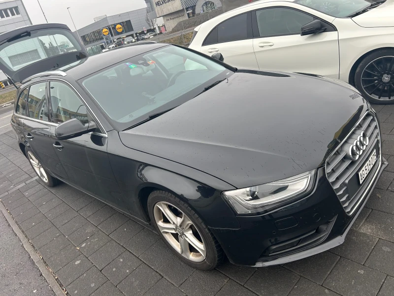 Audi A4, снимка 2 - Автомобили и джипове - 53264350
