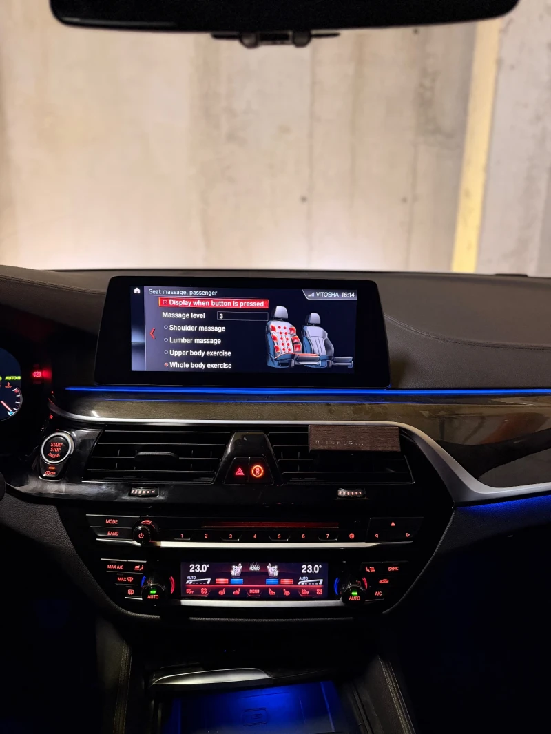 BMW 550 M550i xDrive FULL B&W Head-Up Soft Close, снимка 14 - Автомобили и джипове - 53516293