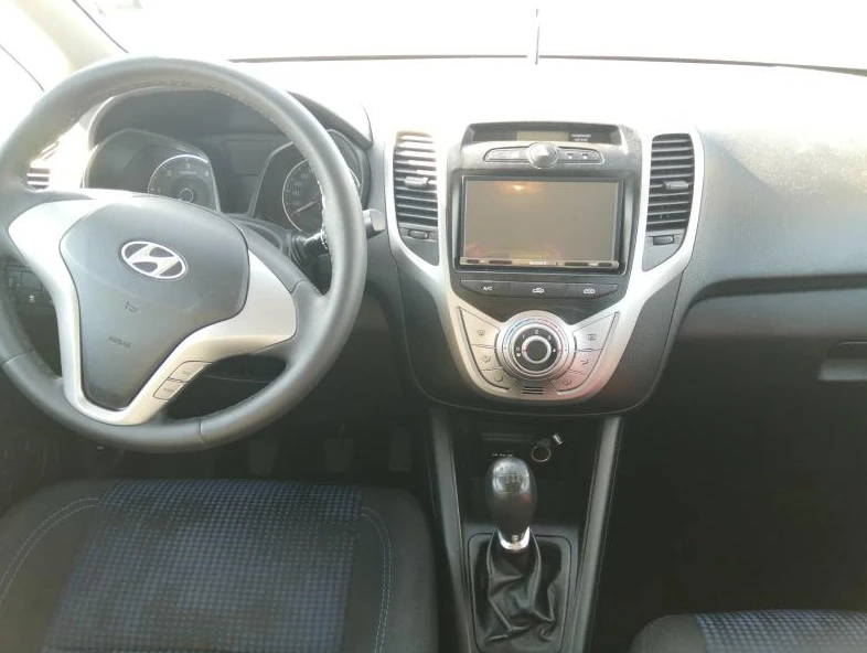 Hyundai Ix20, снимка 6 - Автомобили и джипове - 47486960