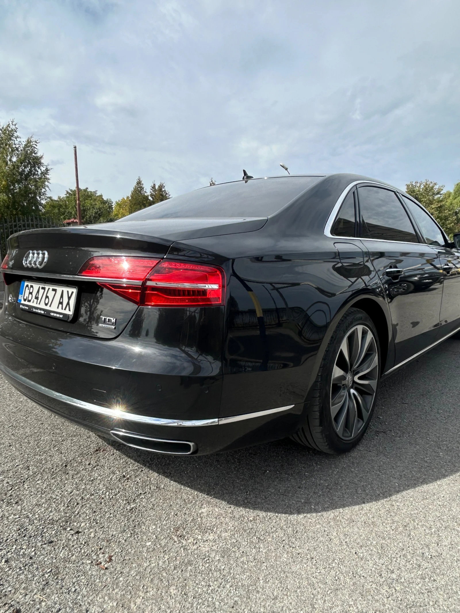 Audi A8 4.2 TDI Long - изображение 6