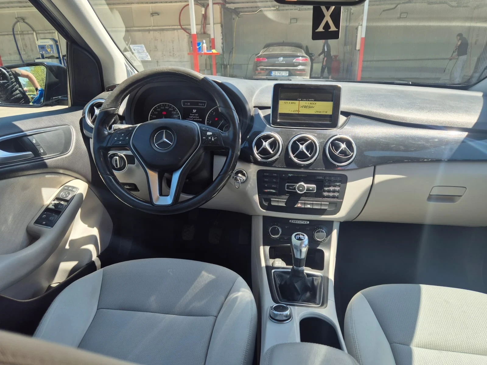 Mercedes-Benz B 180  - изображение 6