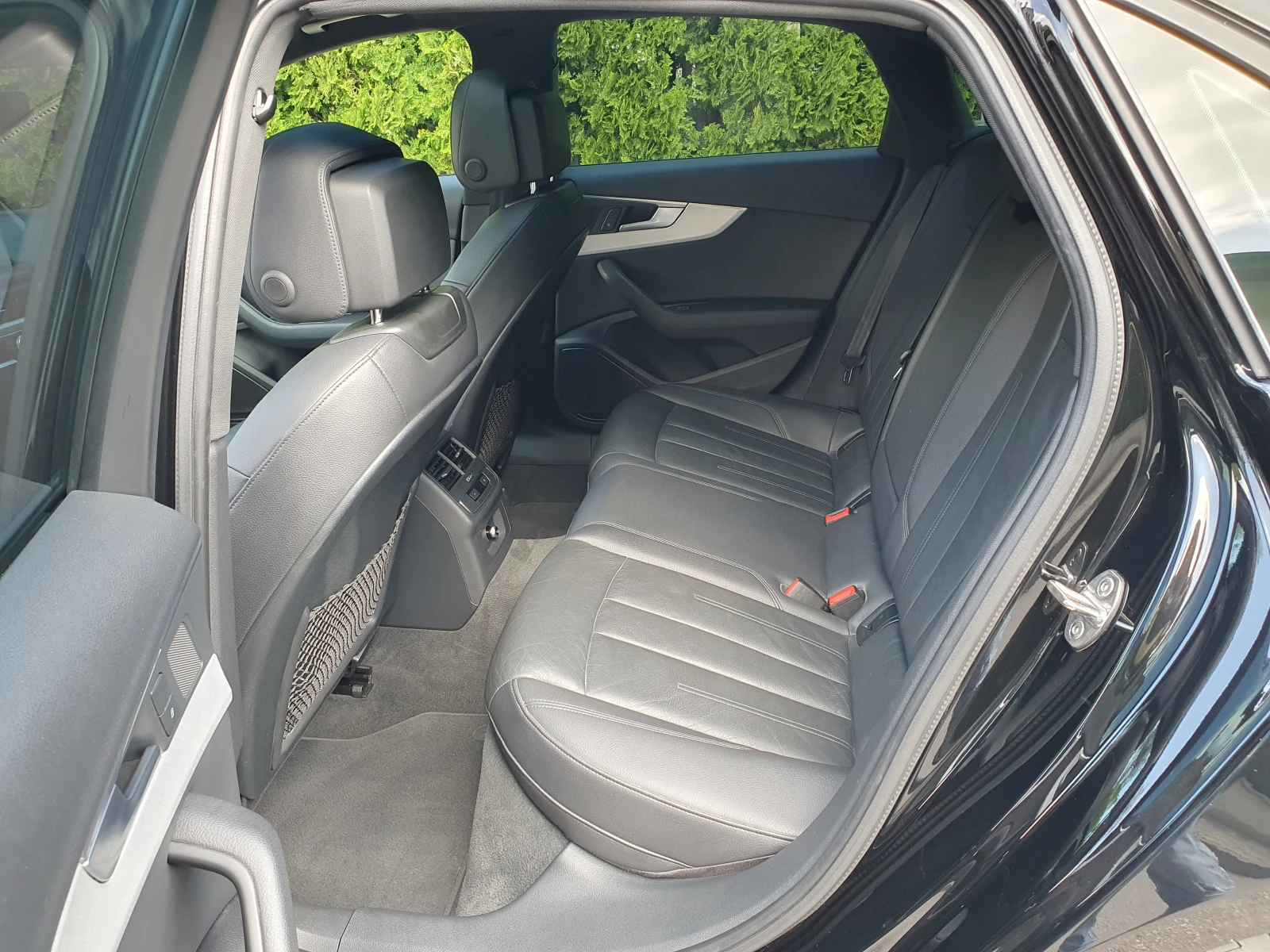 Audi A4 Audi A4 S-line 2.0 TFSI 230 кс Digital cockpit - изображение 9