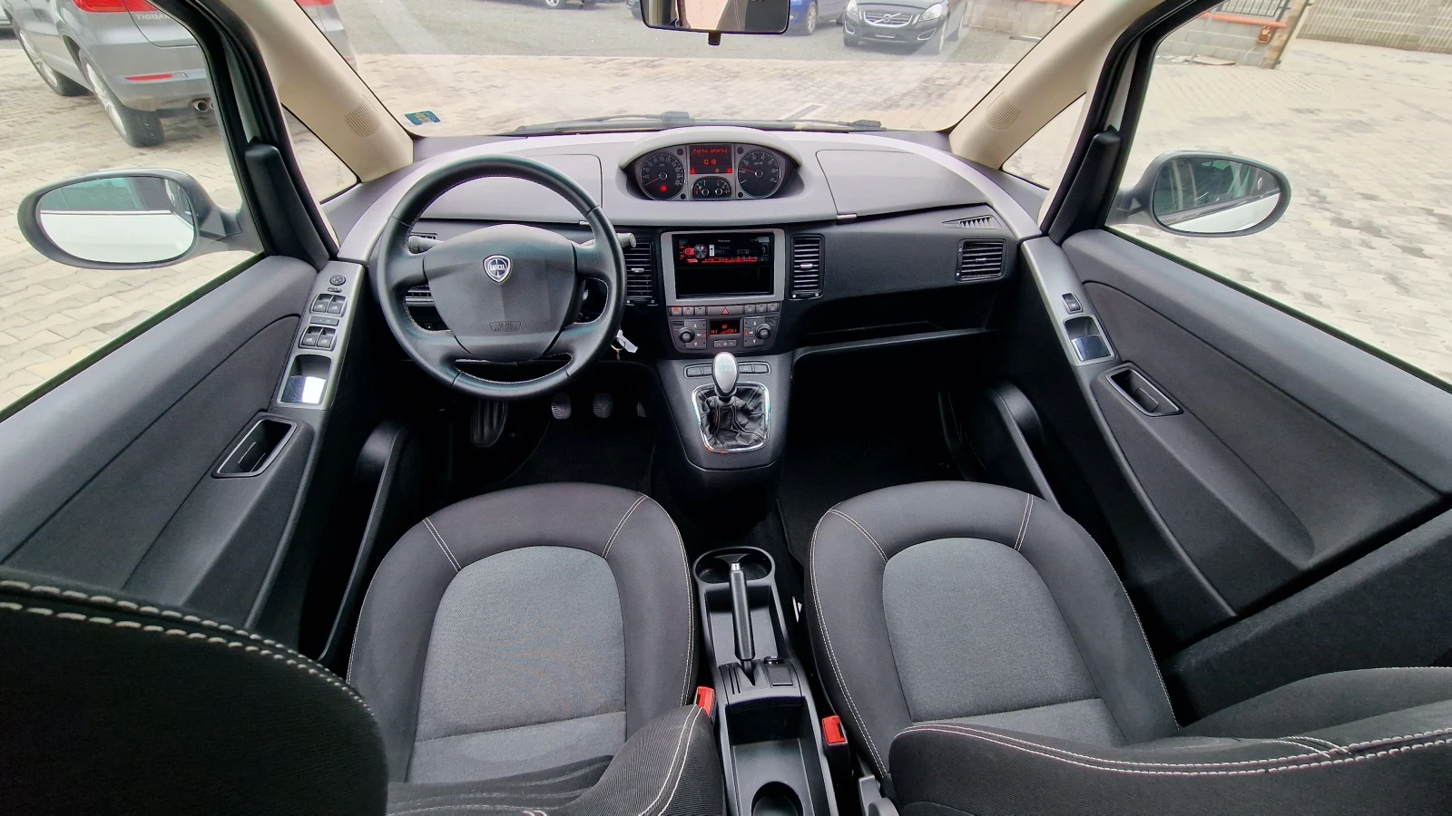 Lancia Musa 1.4i GPL - изображение 7